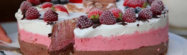 Ile kalorii ma ciastko? Zaskakujące fakty o kaloryczności ciastków Ile kalorii ma ciastko? Zaskakujące fakty o kaloryczności ciastków